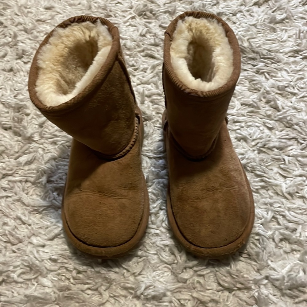 Toddler Size 10 Uggs